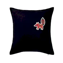 Folklór na prsníku líška