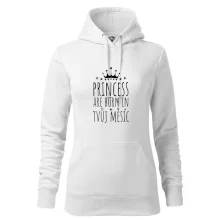 Princesses are born in (Vlastný nápis mesiac narodenia)