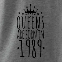Queens are born in 1989