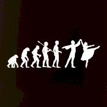 Evolúcia tanec - muž a žena so sukňou