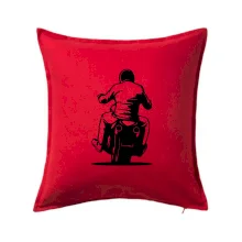 Motorkář na zádech - chopper