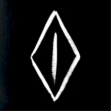 Dámske prirodzenie hladko oholené