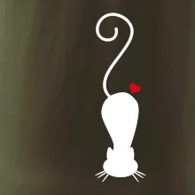 Zamilovaná mačka ležiaca