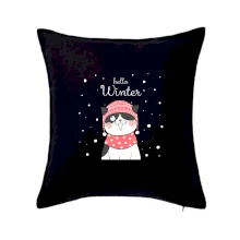 Mačka v čiapke s vystrčeným jazykom