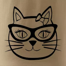 Mačacie dievča s okuliarmi