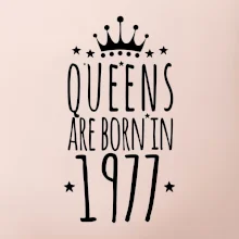 Queens are born in 1978
