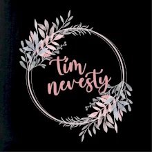 Tím nevesty kvetinový kruh ružový