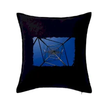 Stožiar vysokého napätia zospodu