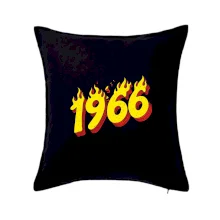 Narodeniny v ohni 1966