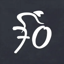 Cyklista oslavuje sedemdesiatku (70)