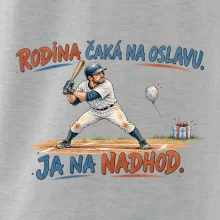 Rodina čaká na oslavu ja na nadhod