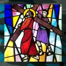 Vitráž - Ježiš a kríž