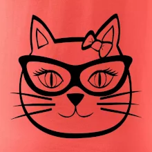 Mačacie dievča s okuliarmi