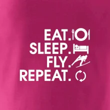 Eat sleep fly repeat - skoky na lyžiach