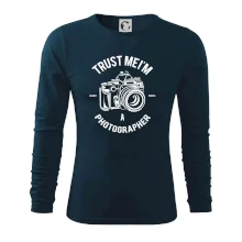 Trust me Photographer