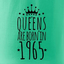 Queens are born in 1965