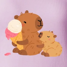 Kapybara so zmrzlinou