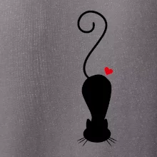 Zamilovaná mačka ležiaca