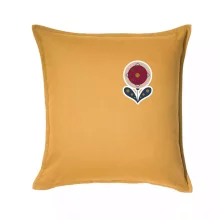 Folklór na prsníku kvetina guľatá