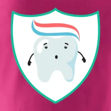 Zúbok na prsníku - zubná pasta