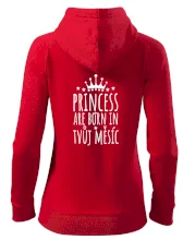 Princesses are born in (Vlastný nápis mesiac narodenia)