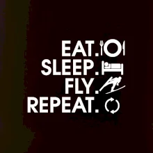 Eat sleep fly repeat - skoky na lyžiach