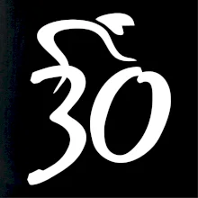 Cyklista oslavuje tridsiatku (30) Cyklista oslavuje tridsiatku (30)