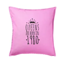 Queens are born in 1980