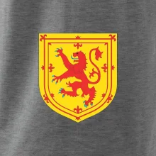 Škótsky lev na hrudi