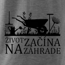 Život začína na záhrade Život začína na záhrade