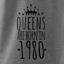 Queens are born in 1980