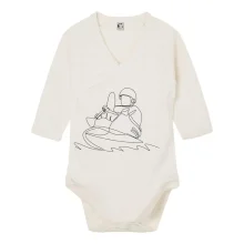 Kajak na vode jedným ťahom Kajak na vode jedným ťahom