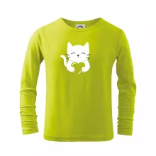 Mačka drží srdce Mačka drží srdce