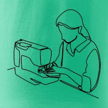 Krajčírka a šijací stroj jedným ťahom