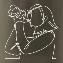 Fotografka stojaca jedným ťahom