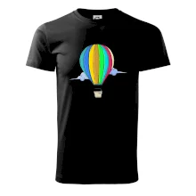 Teplovzdušný balón v oblakoch