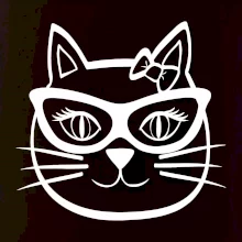 Mačacie dievča s okuliarmi