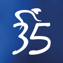 Cyklista oslavuje tridsaťpäťku (35)