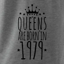 Queens are born in 1979