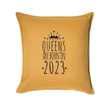 Queens are born in 2023