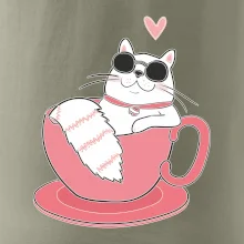 Hustá mačka v hrnčeku