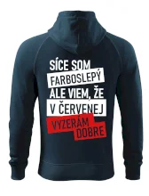 Síce som farboslepý, ale viem, že v červenej vyzerám dobre