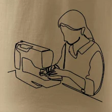 Krajčírka a šijací stroj jedným ťahom