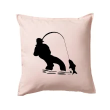 Rybár ťahajúce rybu