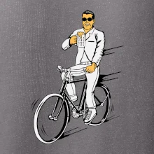 Gentleman na bicykli s pivom