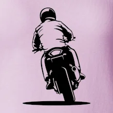 Motorkář na zádech - silnice