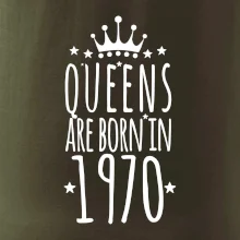 Queens are born in 1970