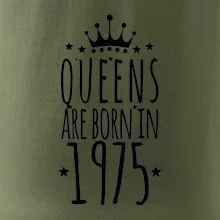 Queens are born in 1975 Queens are born in 1975