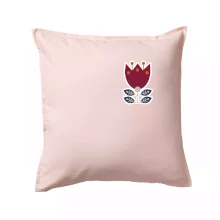 Folklór na prsníku kvetina štvorlistá