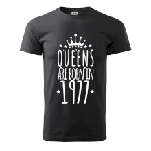 Queens are born in 1977 Queens are born in 1977